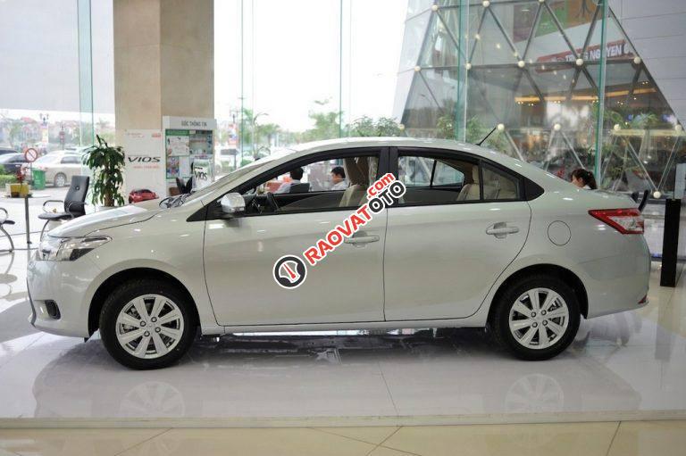 Bán xe Toyota Vios số sàn xe gia đình, dịch vụ, rẻ nhất Hà Nội LH: 012.476.55555-2