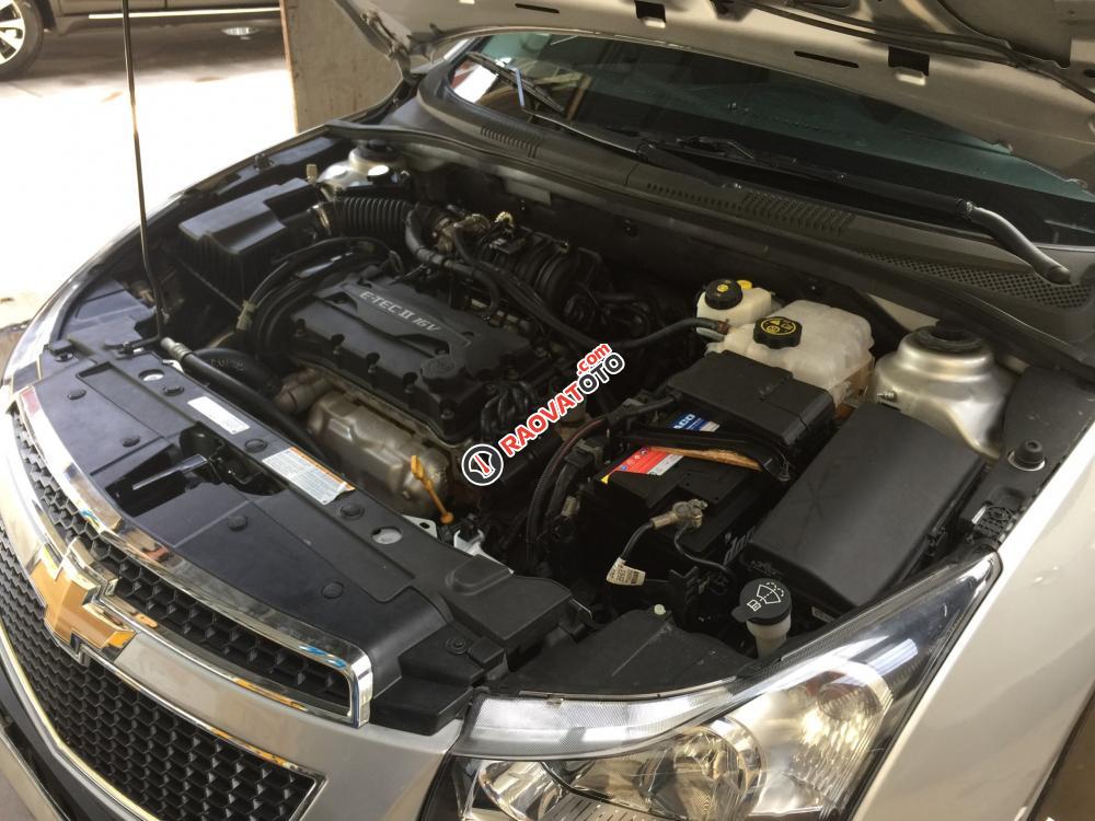 Cần bán Chevrolet Cruze LS 1.6L đời 2015, màu bạc, giá thương lượng-3