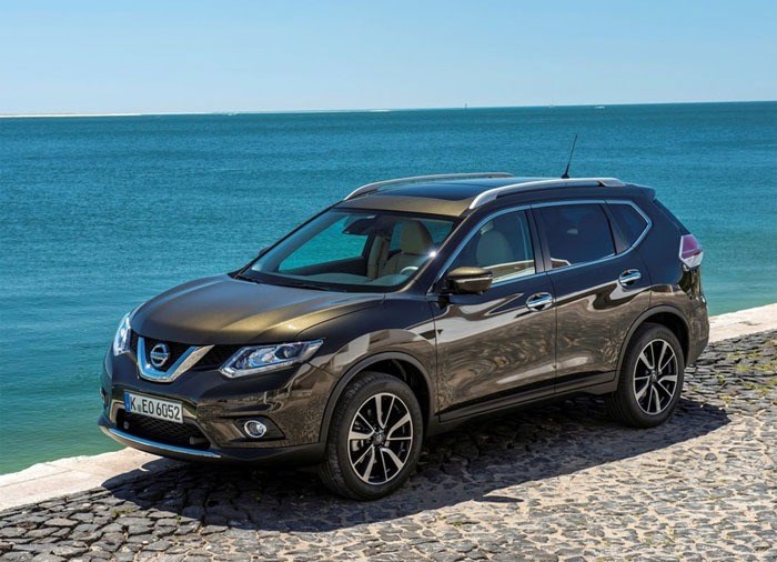 Cần bán xe Nissan X trail đời 2016, màu bạc, nhập khẩu -28