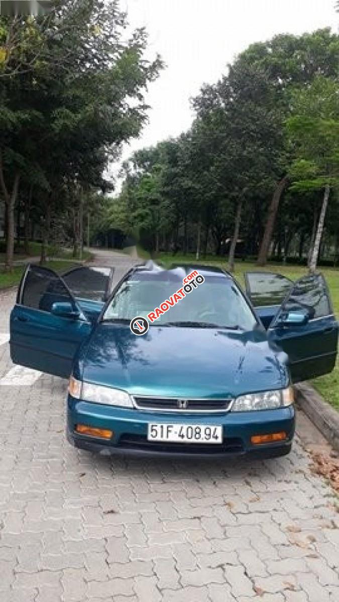 Bán xe Honda Accord đời 1995, màu xanh lam, xe nhập số sàn, giá tốt-6