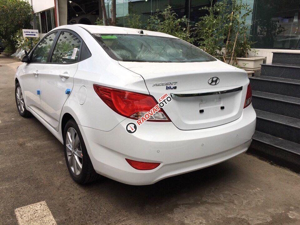 Cần bán Hyundai Accent đời 2017, màu trắng, nhập khẩu nguyên chiếc-1