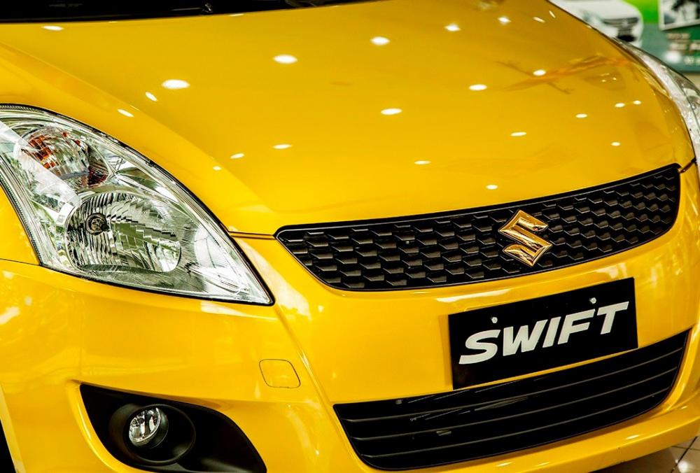 Bán ô tô Suzuki Swift đời 2017, màu vàng, nhập khẩu nguyên chiếc-3