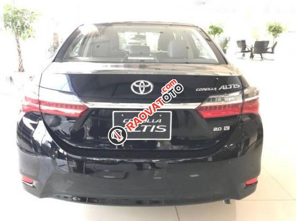 Bán Toyota Corolla altis 1.8G đời 2017, màu đen-5