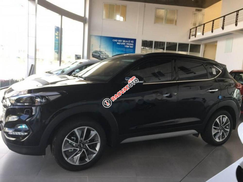 Bán ô tô Hyundai Tucson 2017, màu đen, nhập khẩu nguyên chiếc, 935tr-0