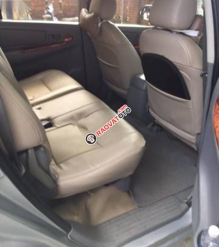 Bán Toyota Innova J đời 2008, màu bạc, giá chỉ 270 triệu-5