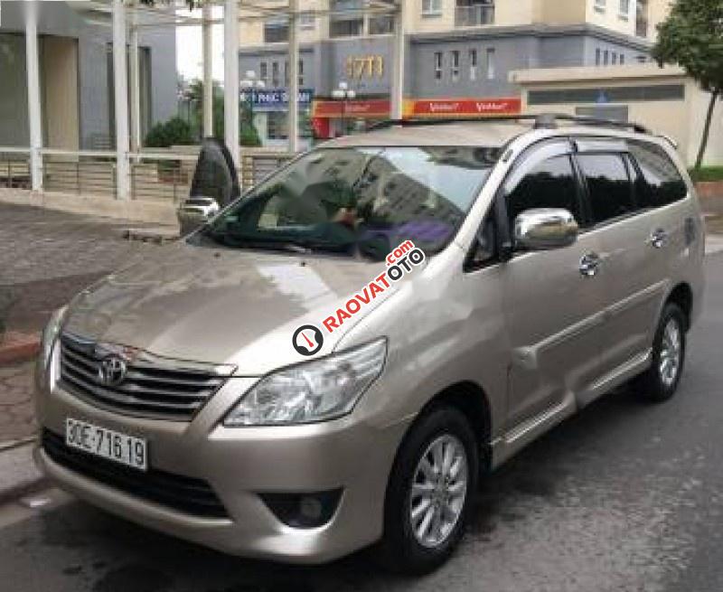 Cần bán xe Toyota Innova 2.0E năm 2013 chính chủ, giá chỉ 575 triệu-2