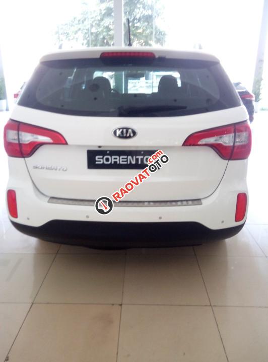 Cần bán xe Kia Sorento GATH sản xuất 2018, màu trắng, giá 919 triệu-1