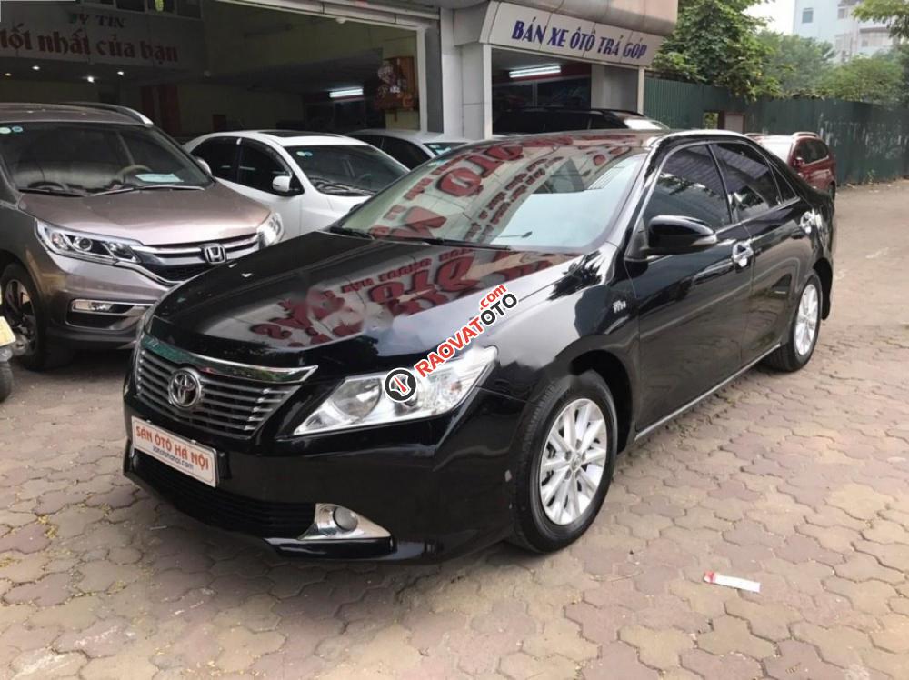 Bán xe Toyota Camry 2.0 đời 2014, màu đen, đẹp như mới, giá tốt-1