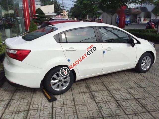 Bán Kia Rio đời 2016, màu trắng, nhập khẩu-1