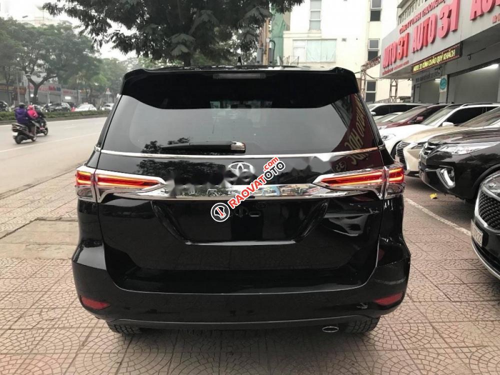 Bán Toyota Fortuner 2.7V đời 2016, màu đen, nhập khẩu nguyên chiếc, số tự động-3