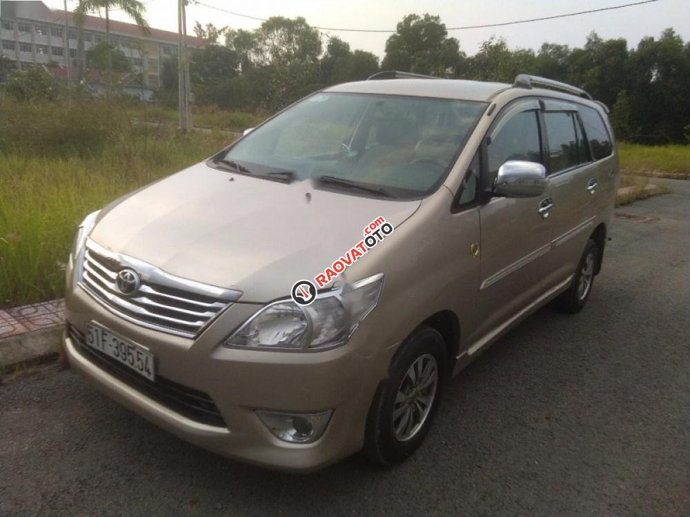 Cần bán lại xe Toyota Innova J năm 2008, màu ghi vàng -5