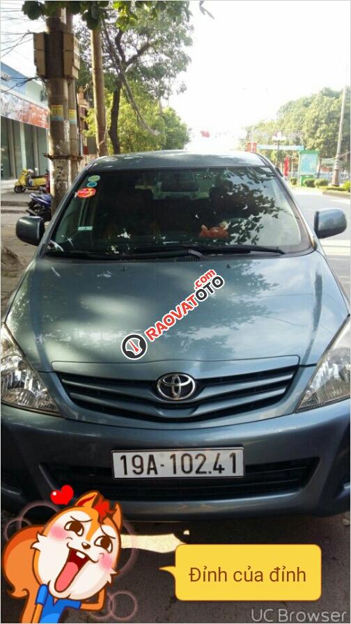 Cần bán xe Toyota Innova đời 2009, màu xanh lục chính chủ-0