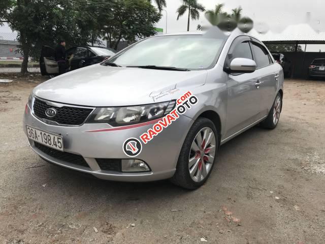 Bán Kia Forte sản xuất 2011, màu bạc như mới, giá 350tr-1