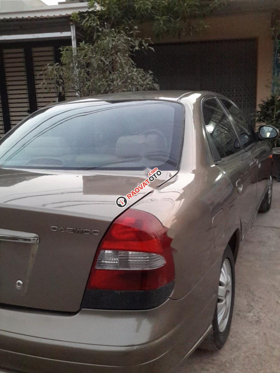 Cần bán xe Daewoo Nubira II 2.0 đời 2001, màu nâu, xe nhập chính chủ, giá tốt-2