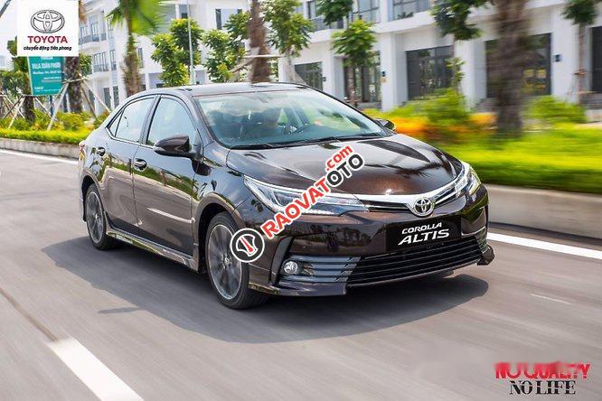 Bán xe Toyota Corolla altis 2017, màu đen -4