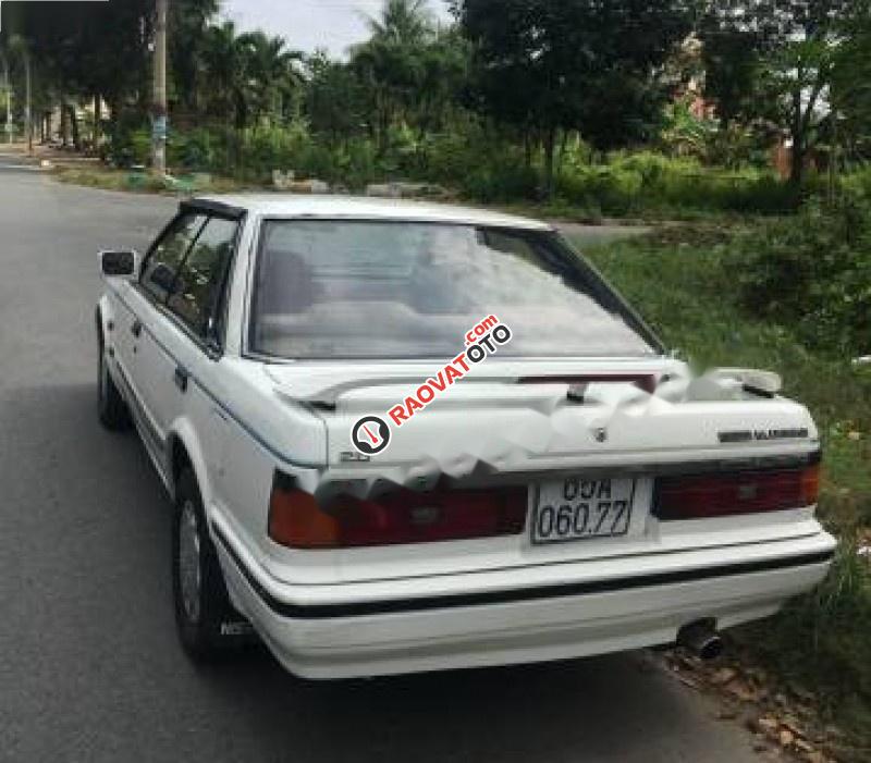 Bán ô tô Nissan Bluebird 1.8 trước 1990, màu trắng, xe nhập giá cạnh tranh-1