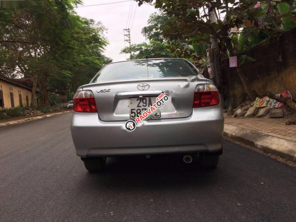 Bán ô tô Toyota Vios năm 2005, màu bạc, 180 triệu-4