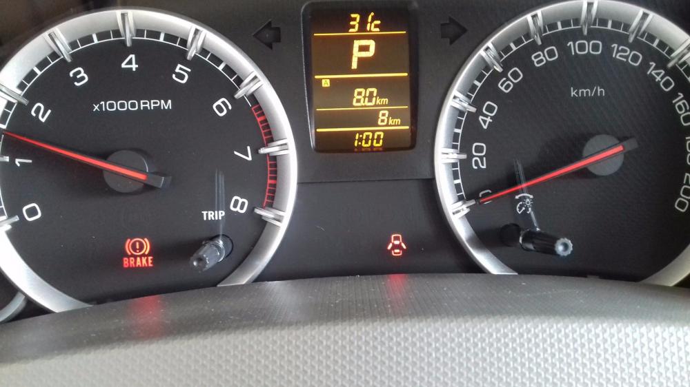 Bán xe Suzuki Ertiga đời 2017, màu trắng, xe nhập, giá tốt-1