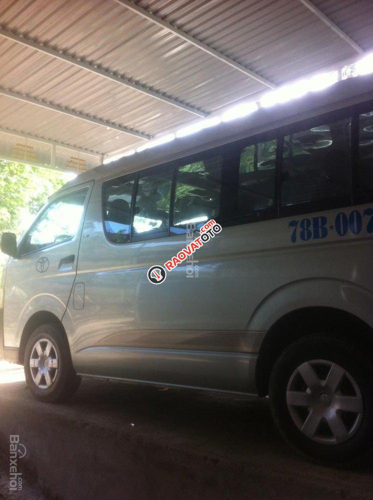 Cần bán Toyota Hiace G đời 2005, màu xanh lam-6