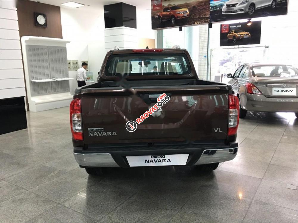 Bán ô tô Nissan Navara VL 2.5 AT 4WD đời 2017, màu nâu, nhập khẩu nguyên chiếc-0