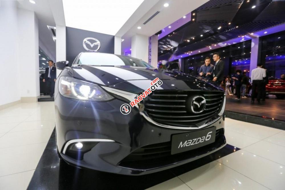 Bán Mazda 6 2.0L Premium đời 2017, giá chỉ 879 triệu-4