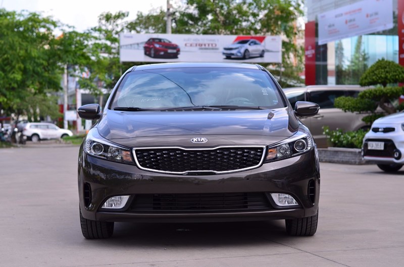 Bán xe Kia Cerato đời 2017, màu trắng, nhập khẩu  -7