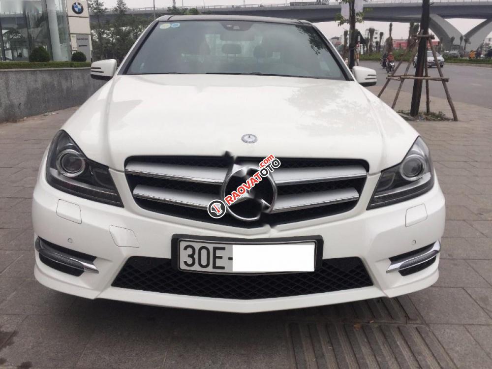 Bán xe Mercedes C300 AMG đời 2013, màu trắng, giá 900tr-1