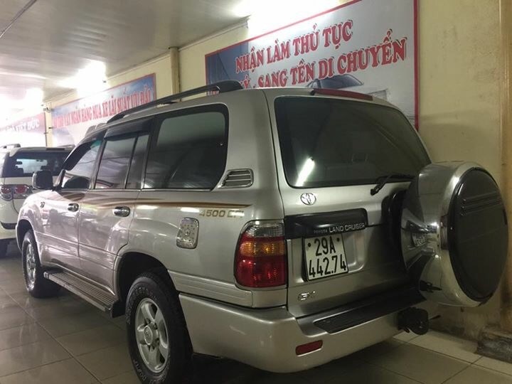 Cần bán Toyota Land Cruiser đời 2001, nhập khẩu nguyên chiếc, số sàn, 379tr-5