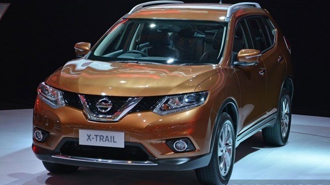 Cần bán xe Nissan X trail đời 2016, màu bạc, nhập khẩu -11