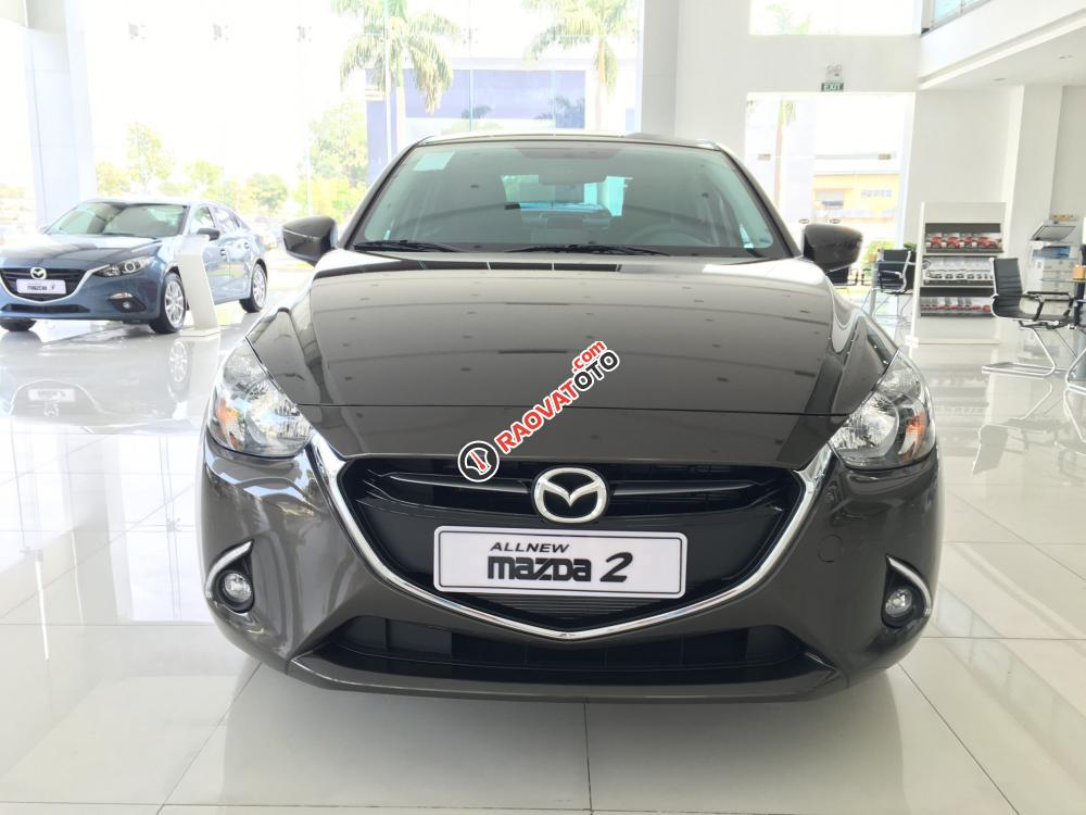 Bán xe Mazda 2 1.5L màu nâu, xe mới 100%, hỗ trợ vay đến 80% giá trị xe, liên hệ Mr. Thông- 0937299026-3