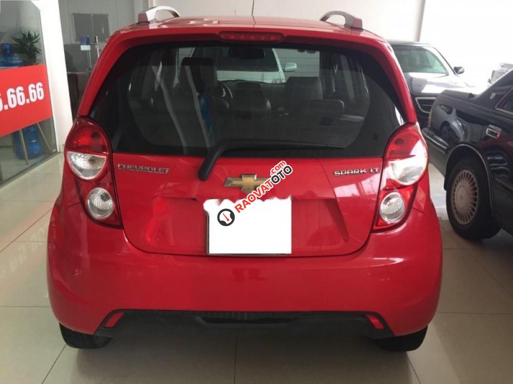 Bán xe Chevrolet Spark MT đời 2016, màu đỏ số sàn-1