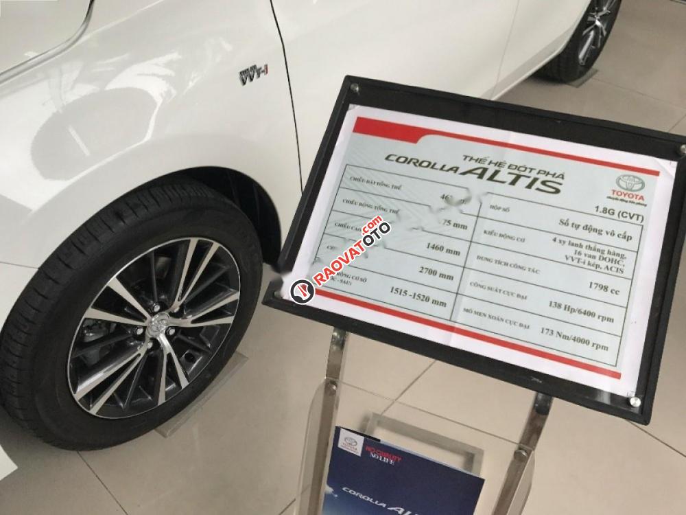 Bán Toyota Corolla Altis 1.8G AT năm 2017, màu trắng-2