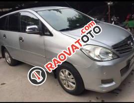 Chính chủ bán xe Toyota Innova đời 2009, màu bạc-2