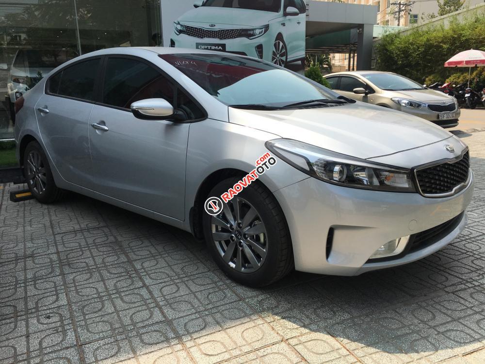 Bán xe Kia Cerato 2.0 màu bạc, hỗ trợ vay 90%-1