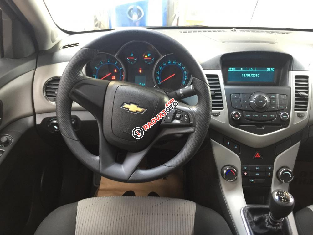 Cần bán Chevrolet Cruze LS 1.6L đời 2015, màu bạc, giá thương lượng-7