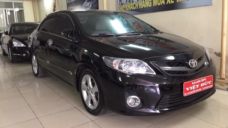 Cần bán lại xe Toyota Corolla altis đời 2012, màu đen, xe nhập-2