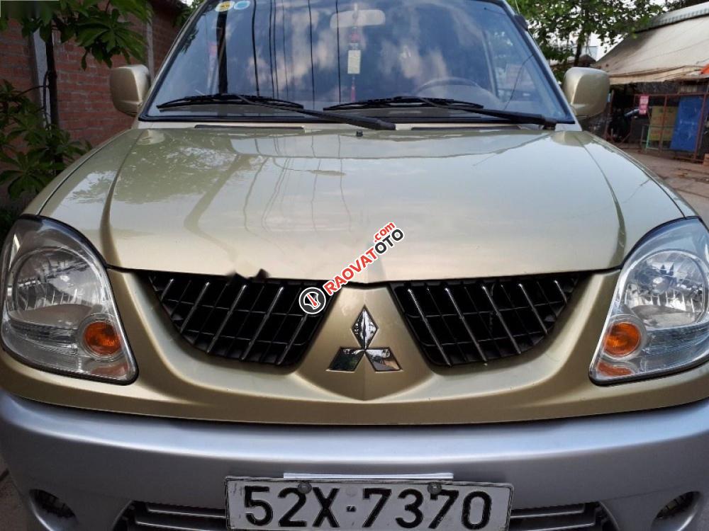 Cần bán Mitsubishi Jolie MT năm 2004 giá cạnh tranh-0