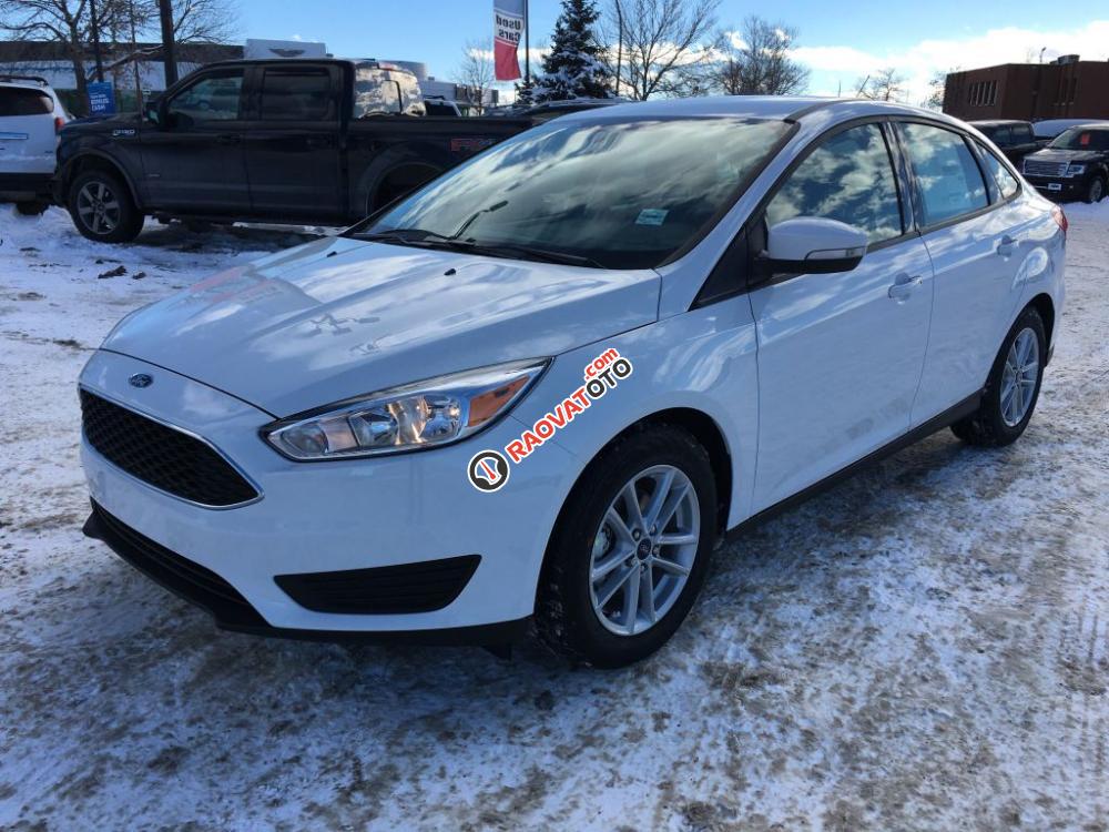 Bán ô tô Ford Focus 1.5L SVP đời 2017, màu trắng-1