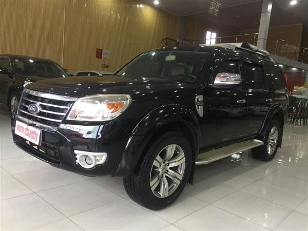 Cần bán Ford Everest sản xuất 2011, màu đen, số sàn, giá tốt-9