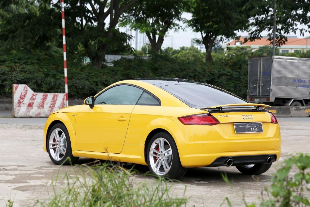 Cần bán gấp Audi TT đời 2016, màu vàng, nhập khẩu nguyên chiếc-27