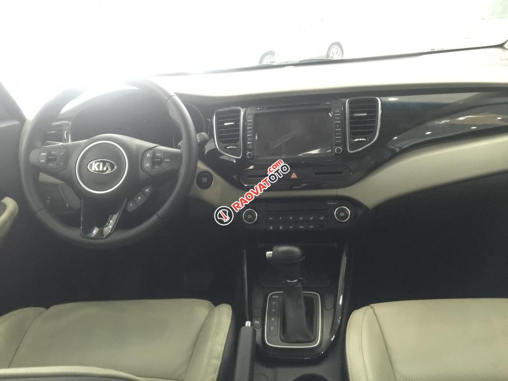 (Kia Long Biên) - Kia Rondo FL (2017), xe mới, giao xe ngay- LH Nam 0986636683-6