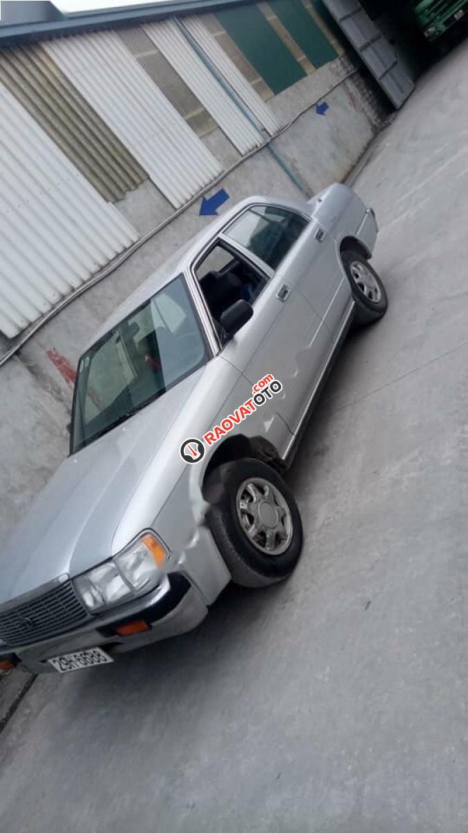 Cần bán Toyota Crown đời 1992, màu bạc, nhập khẩu nguyên chiếc, giá tốt-1