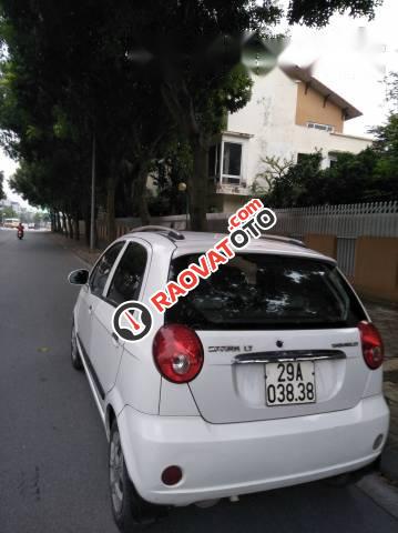 Bán Chevrolet Spark đời 2010, màu trắng-0