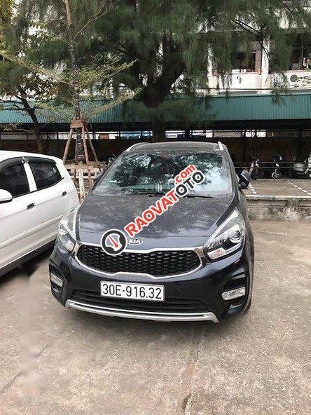 Bán Kia Rondo sản xuất 2017, màu đen xe gia đình, giá 780tr-2
