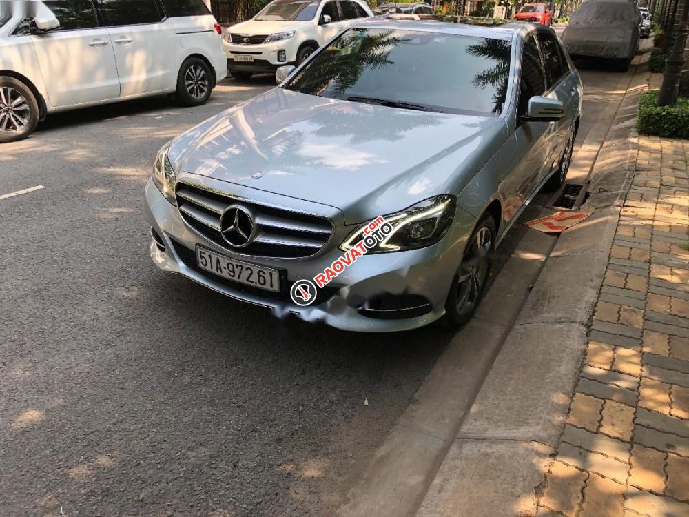 Bán ô tô Mercedes E250 đời 2014, màu bạc chính chủ-3