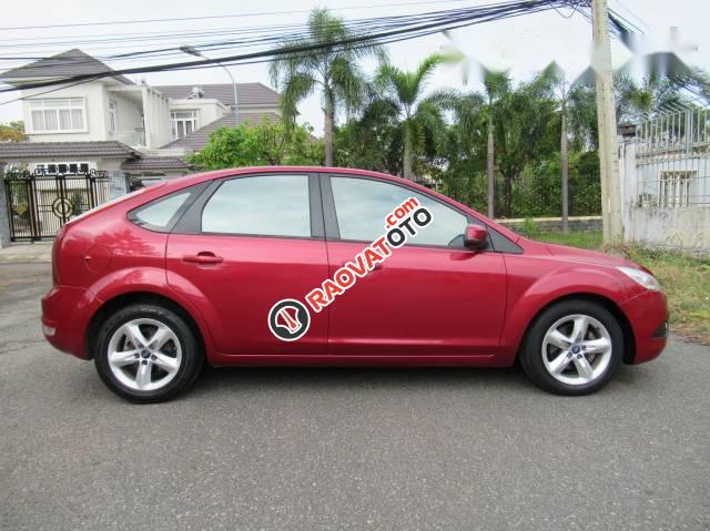 Bán ô tô Ford Focus đời 2010, màu đỏ số tự động, giá 335tr-1