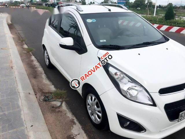 Bán xe Chevrolet Spark sản xuất 2015, màu trắng-5