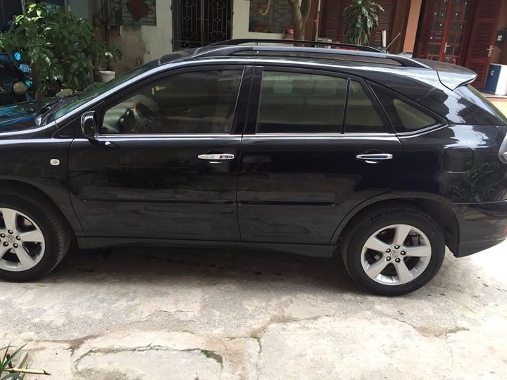 Bán xe Lexus RX 330 2005, màu đen, nhập khẩu nguyên chiếc-1