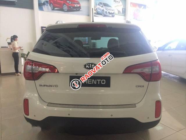 Bán Kia Sorento đời 2017, màu trắng -1