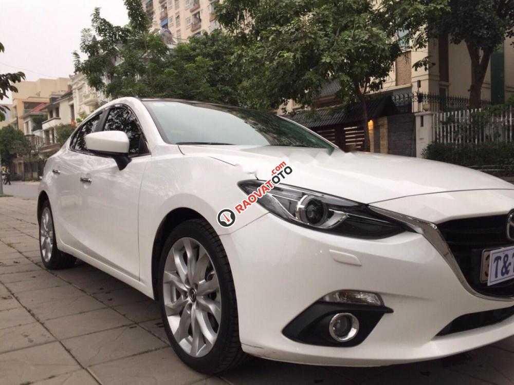 Cần bán Mazda 3 2.0L đời 2015, màu trắng-1